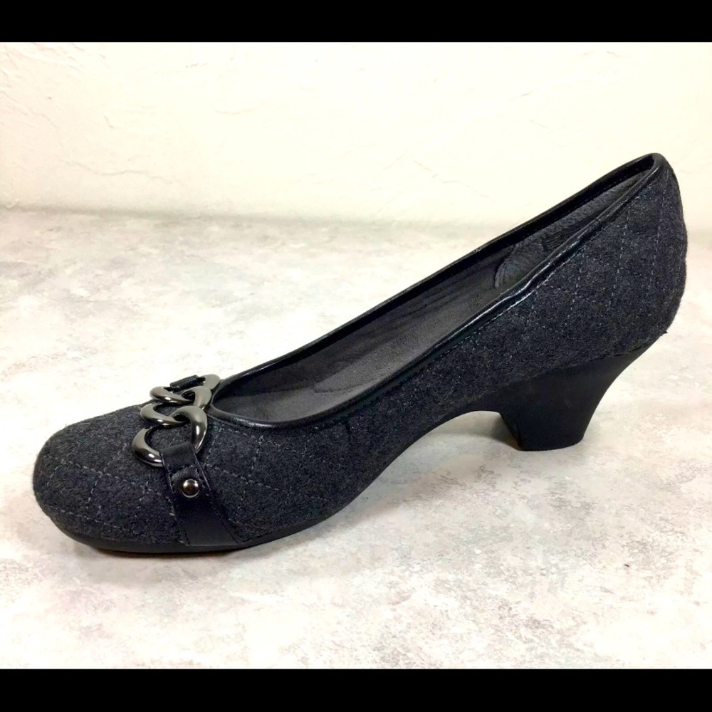 Aerosols 7.5 quilted black comfort shoe heel